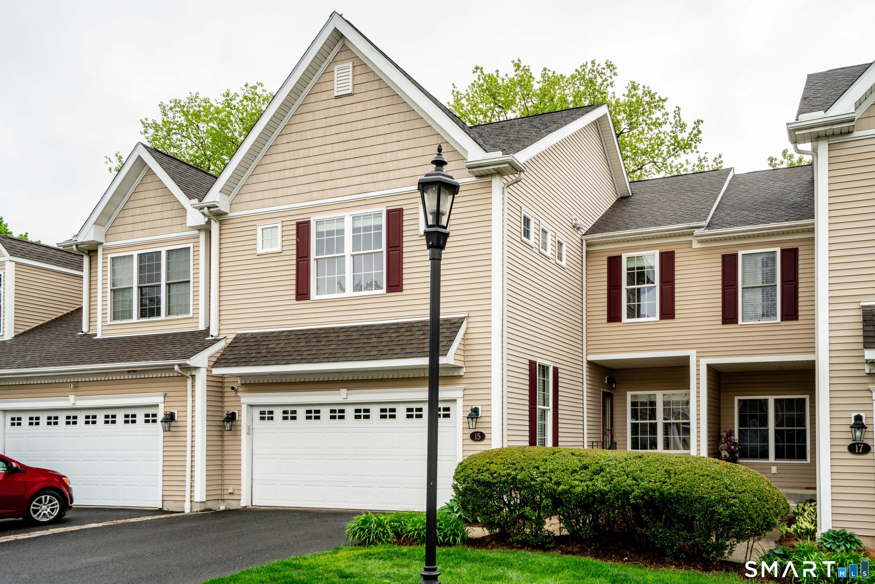 15 Chaplin Street Newington CT 06111