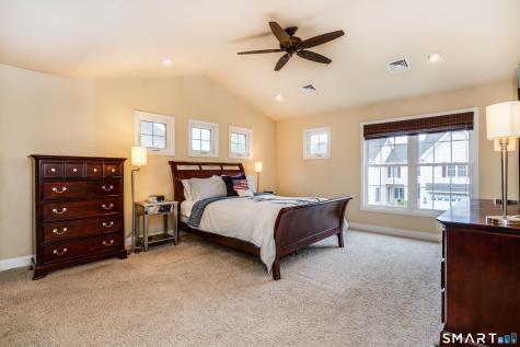 15 Chaplin Street Newington CT 06111