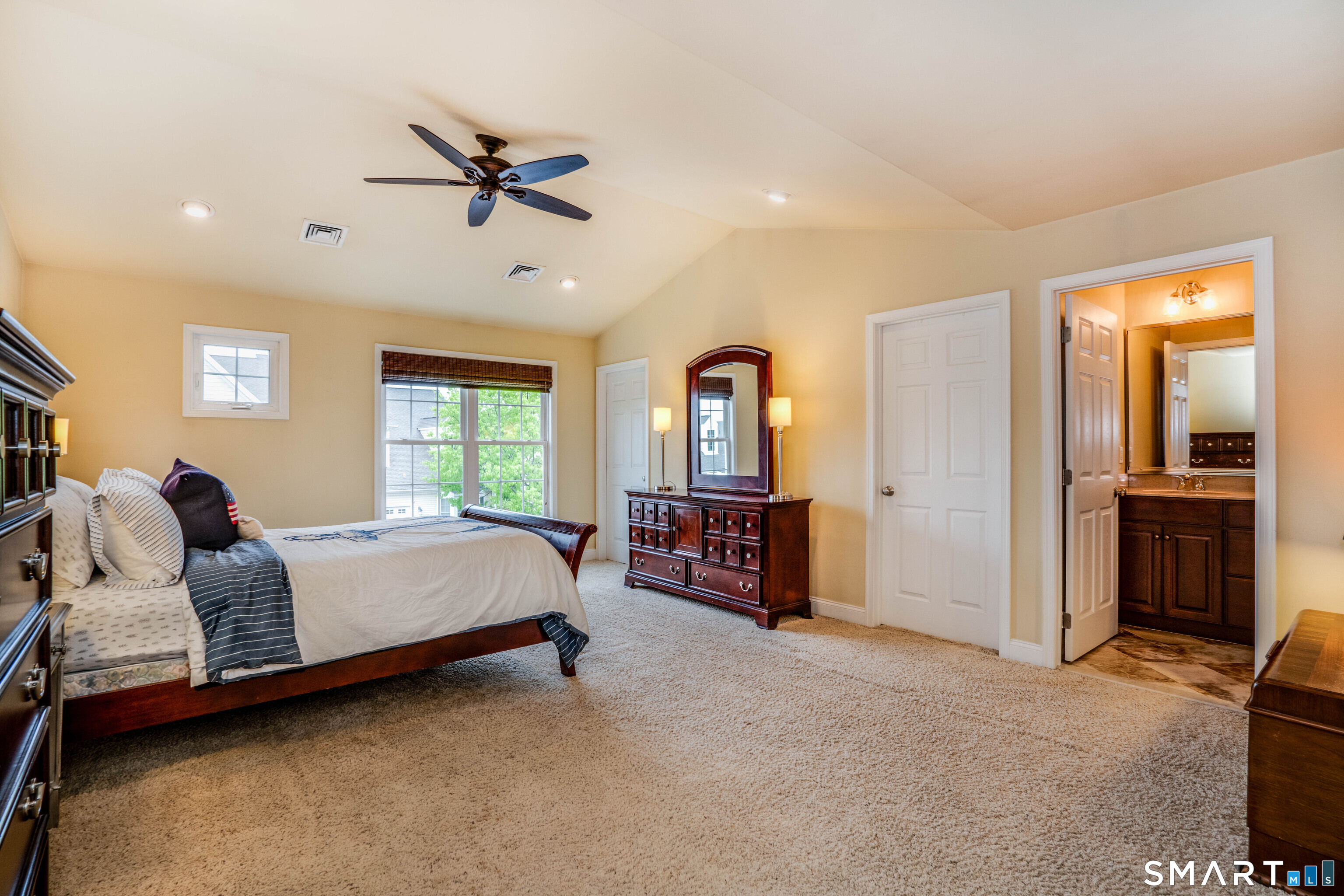 15 Chaplin Street Newington CT 06111