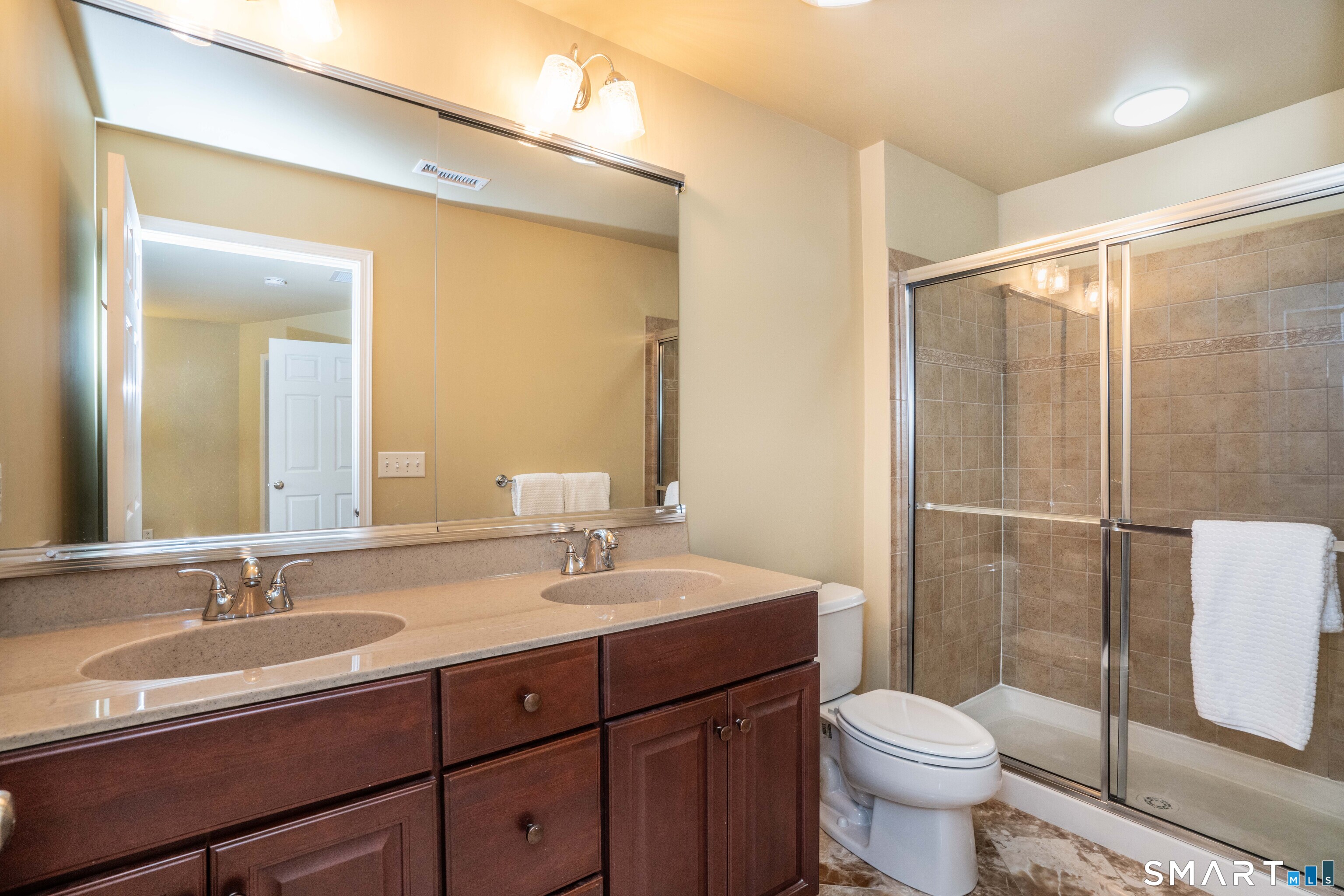 15 Chaplin Street Newington CT 06111