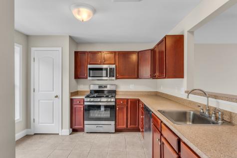 15 Freedom Way East Lyme CT 06357