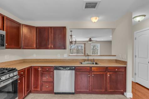 15 Freedom Way East Lyme CT 06357