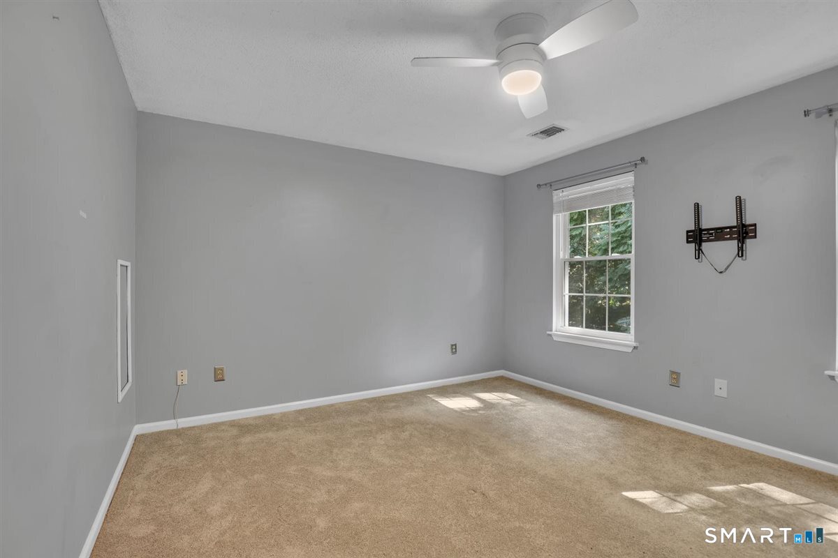 205 Oakland Street Manchester CT 06042