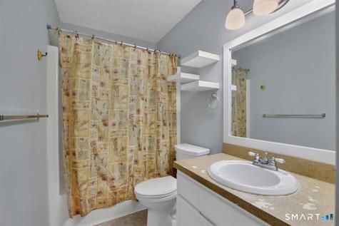 205 Oakland Street Manchester CT 06042