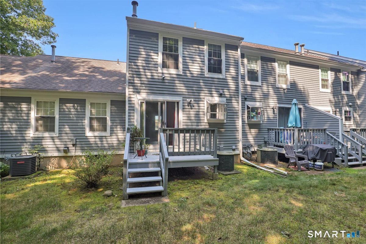 205 Oakland Street Manchester CT 06042