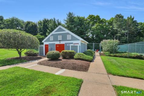 205 Oakland Street Manchester CT 06042