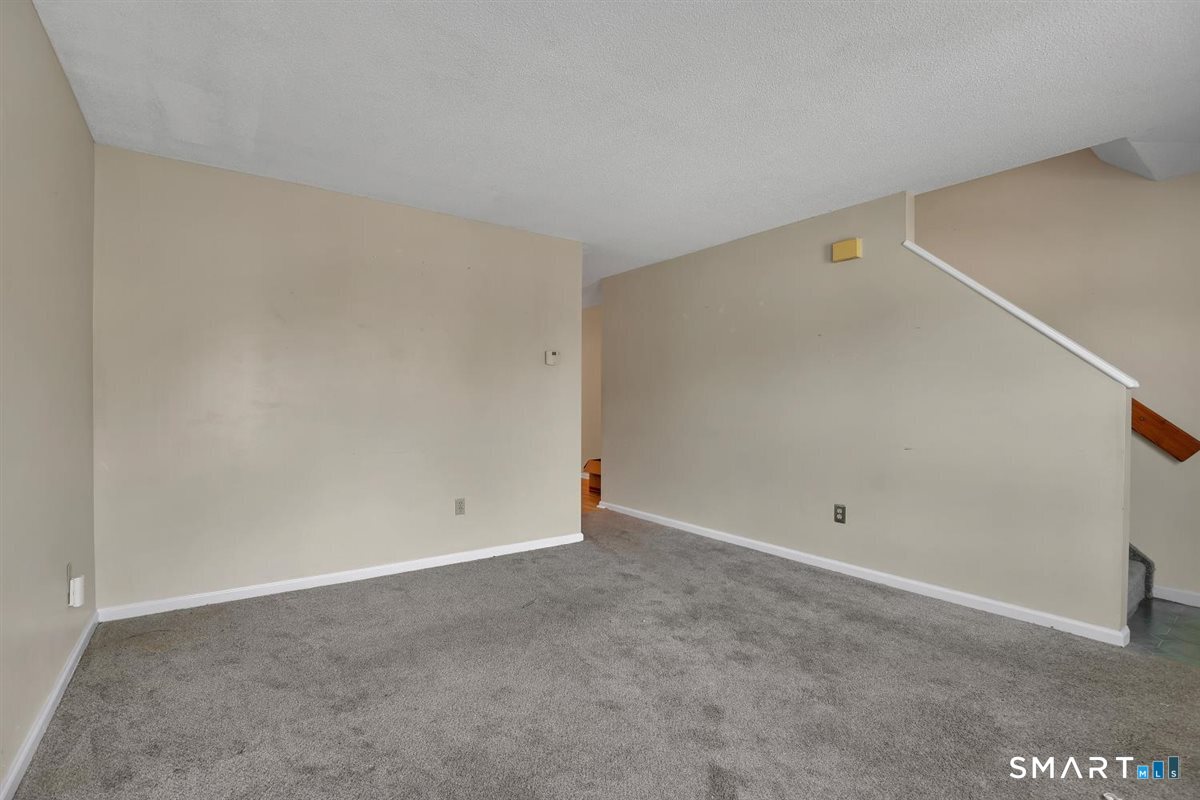 205 Oakland Street Manchester CT 06042