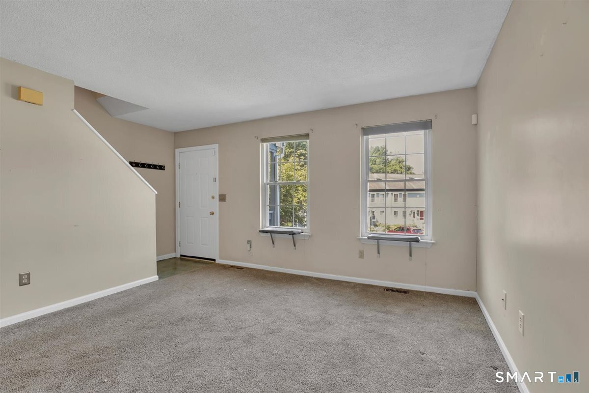 205 Oakland Street Manchester CT 06042