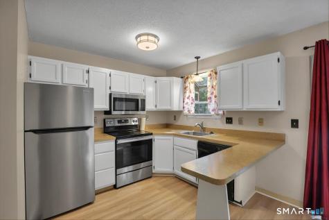 205 Oakland Street Manchester CT 06042