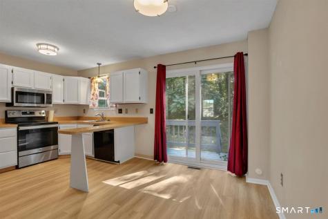 205 Oakland Street Manchester CT 06042
