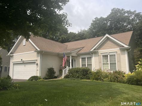 84 Links Way Oxford CT 06478