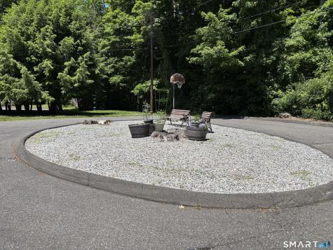 391 Main Street Deep River CT 06417