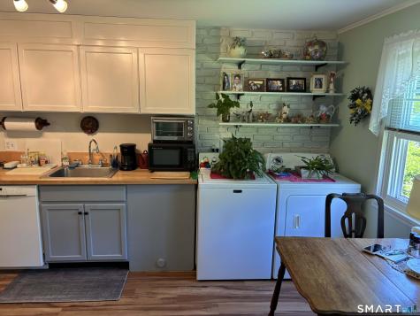 391 Main Street Deep River CT 06417