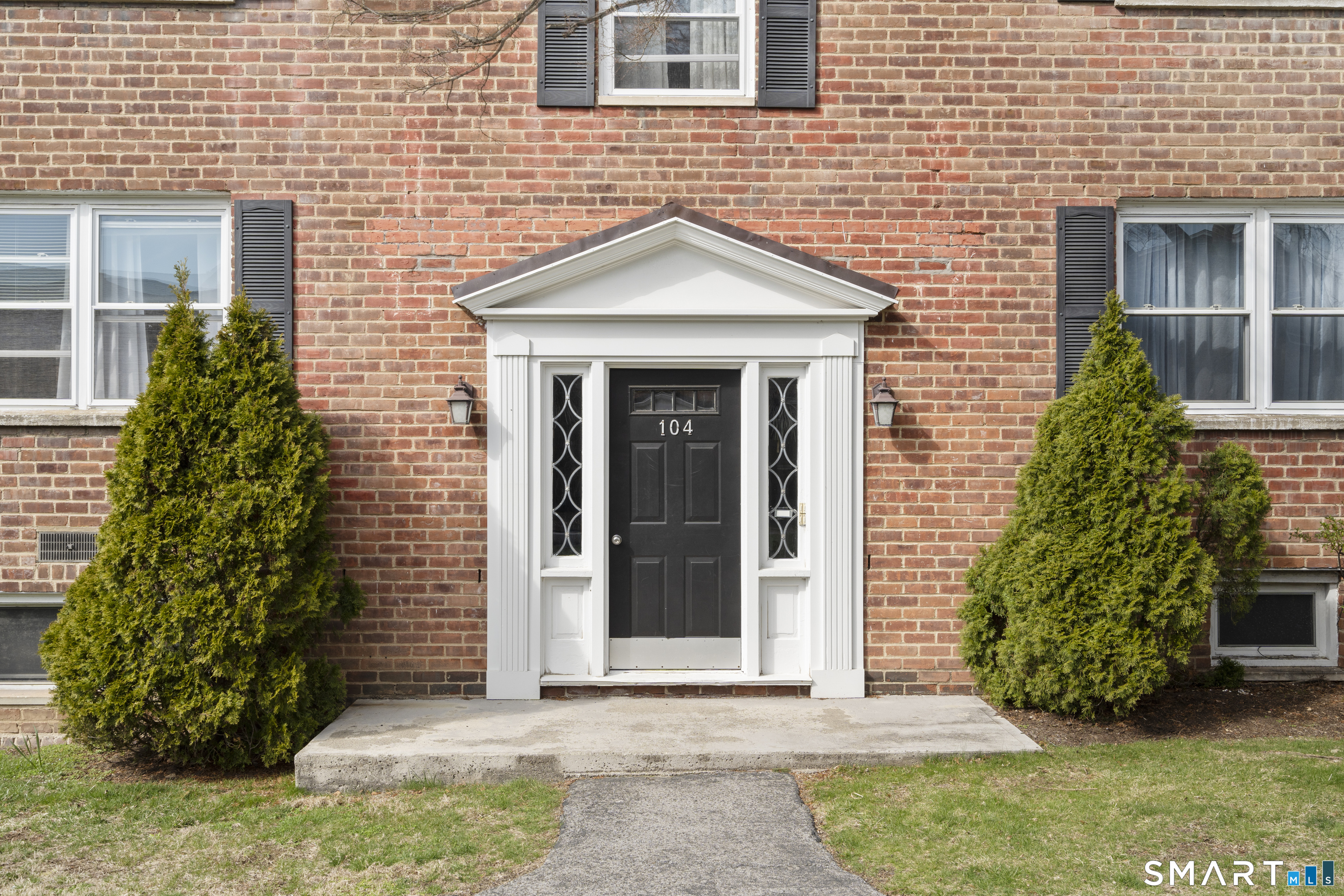 104 Strawberry Hill Avenue Stamford CT 06902