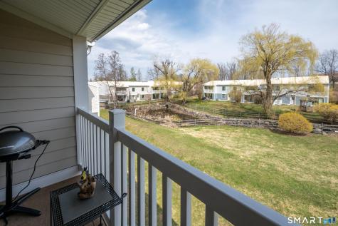 32 Lawson Lane Ridgefield CT 06877