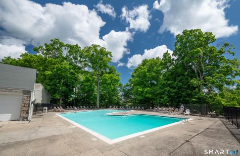 32 Lawson Lane Ridgefield CT 06877