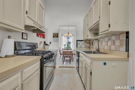 32 Lawson Lane Ridgefield CT 06877