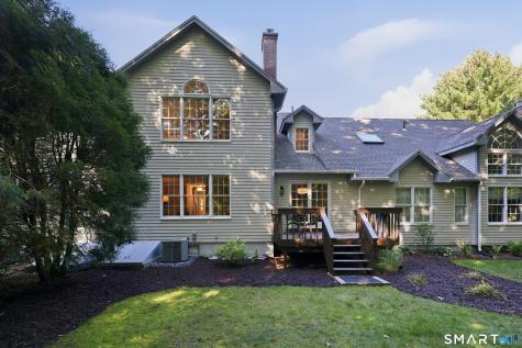 61 Dartmoor Enfield CT 06082