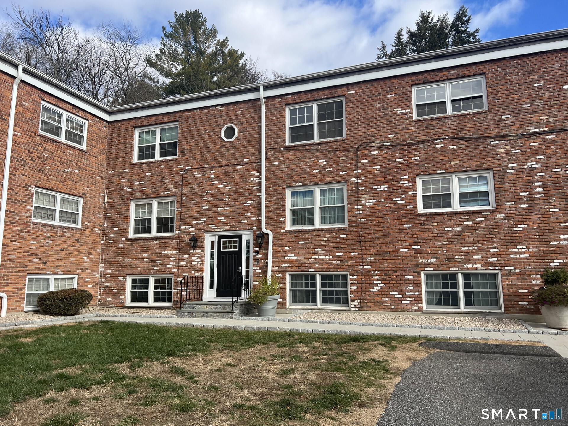 12 Terrace Place New Milford CT 06776