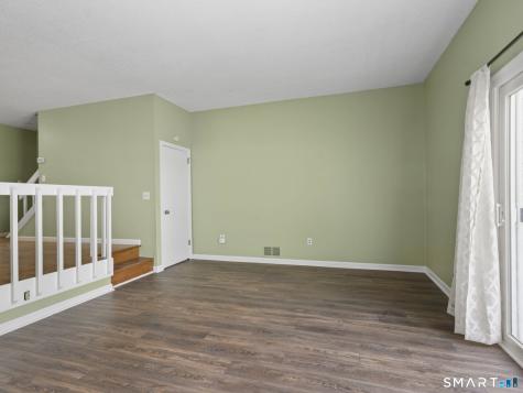 61 Meetinghouse Village Meriden CT 06450