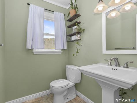 61 Meetinghouse Village Meriden CT 06450