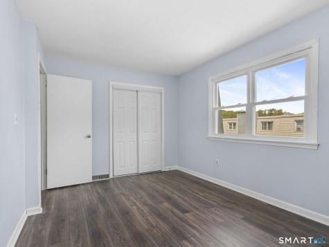 61 Meetinghouse Village Meriden CT 06450