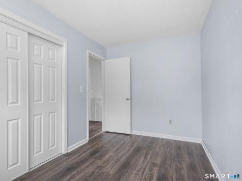 61 Meetinghouse Village Meriden CT 06450