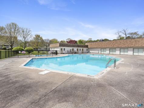 61 Meetinghouse Village Meriden CT 06450