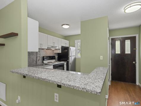 61 Meetinghouse Village Meriden CT 06450