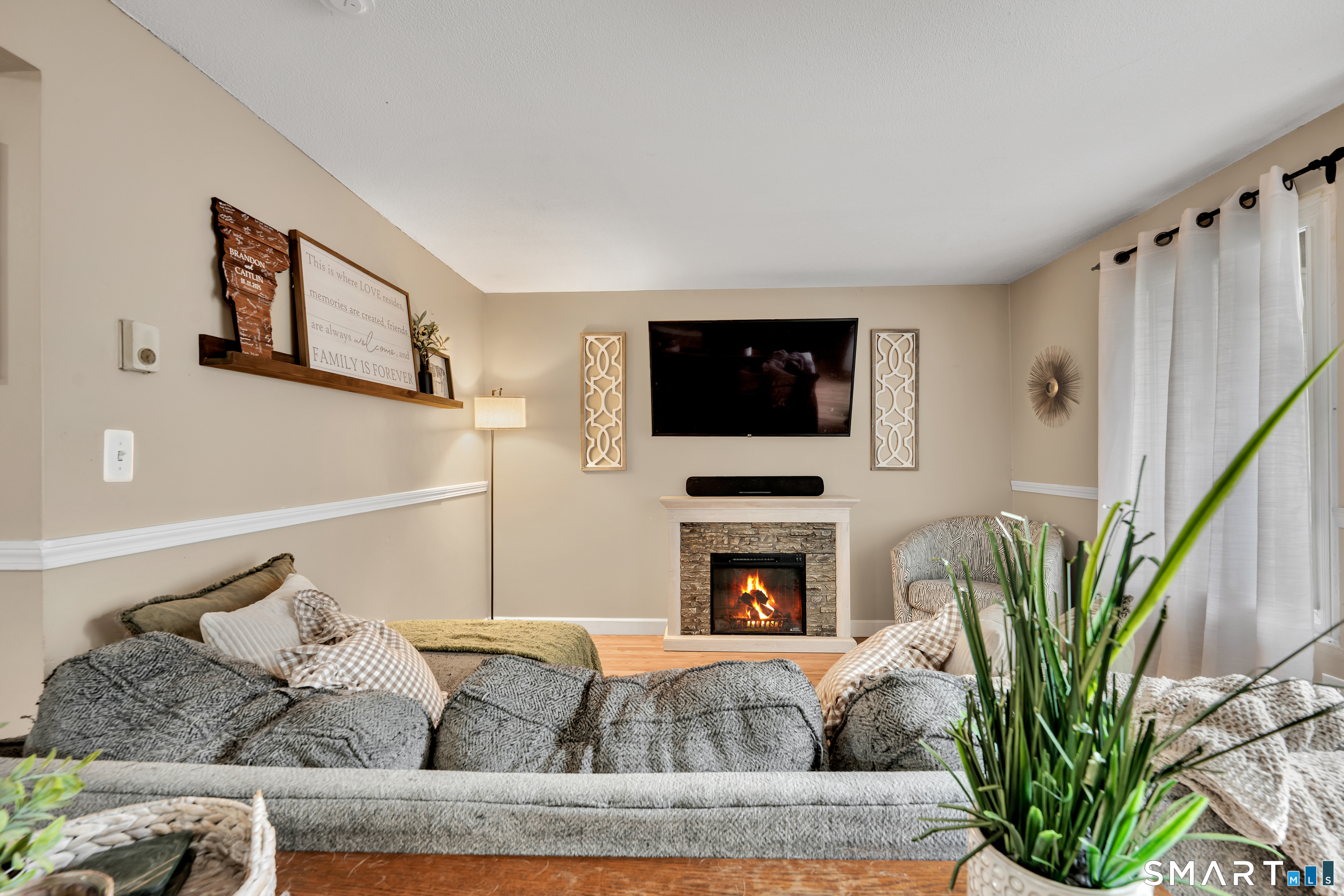 56 Cinnamon Springs South Windsor CT 06074