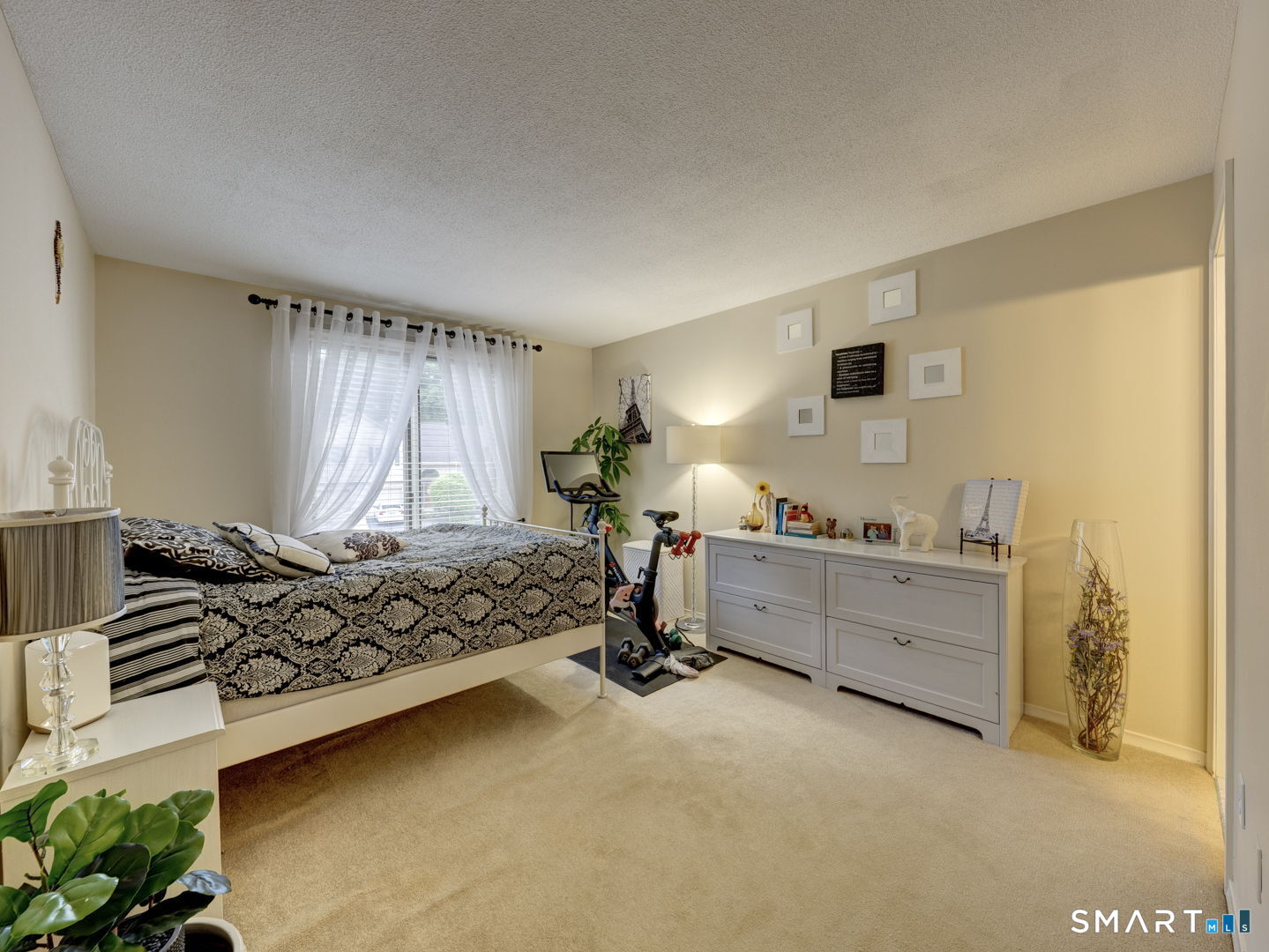 36 Apple Hill Newington CT 06111
