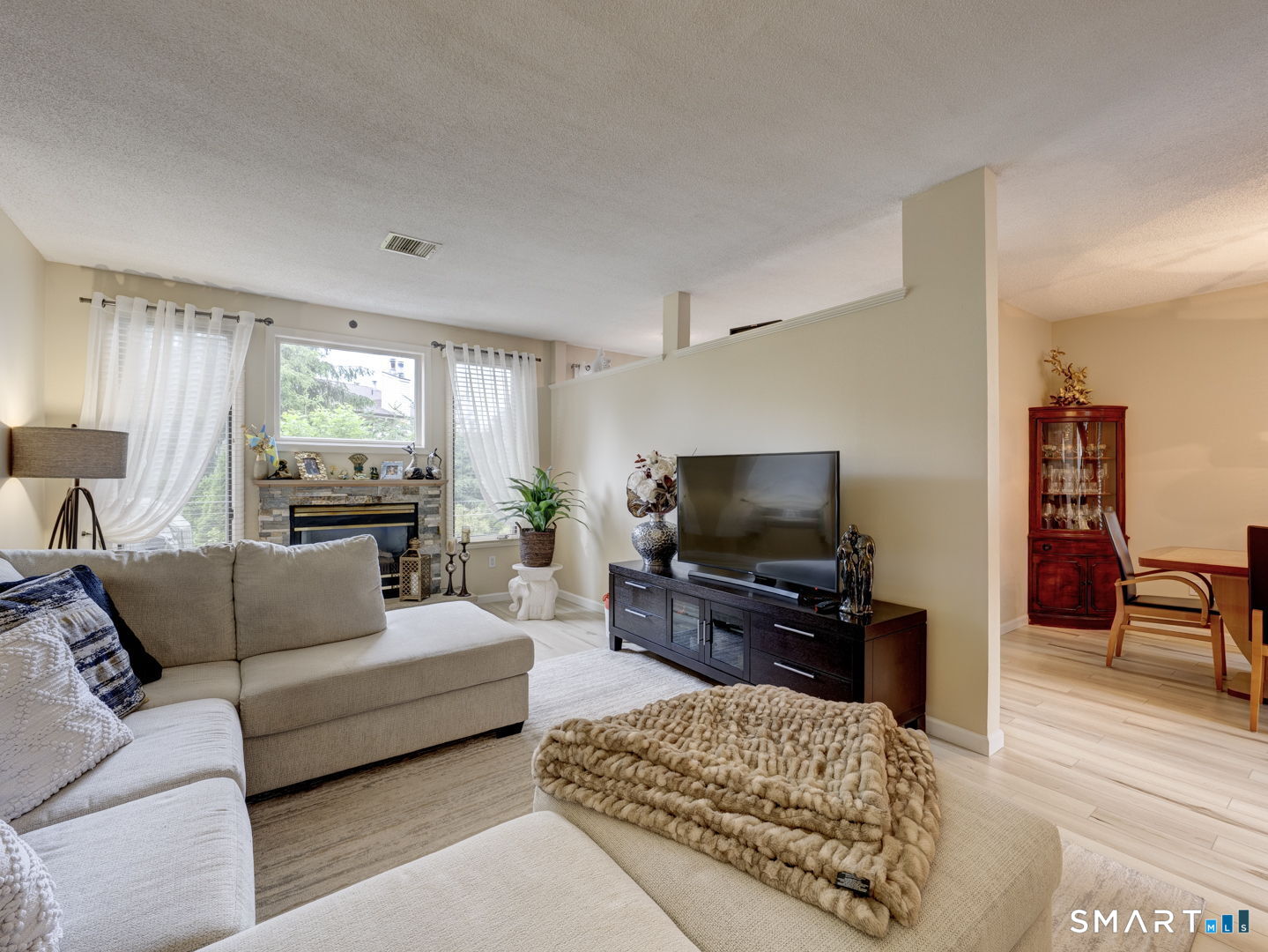 36 Apple Hill Newington CT 06111