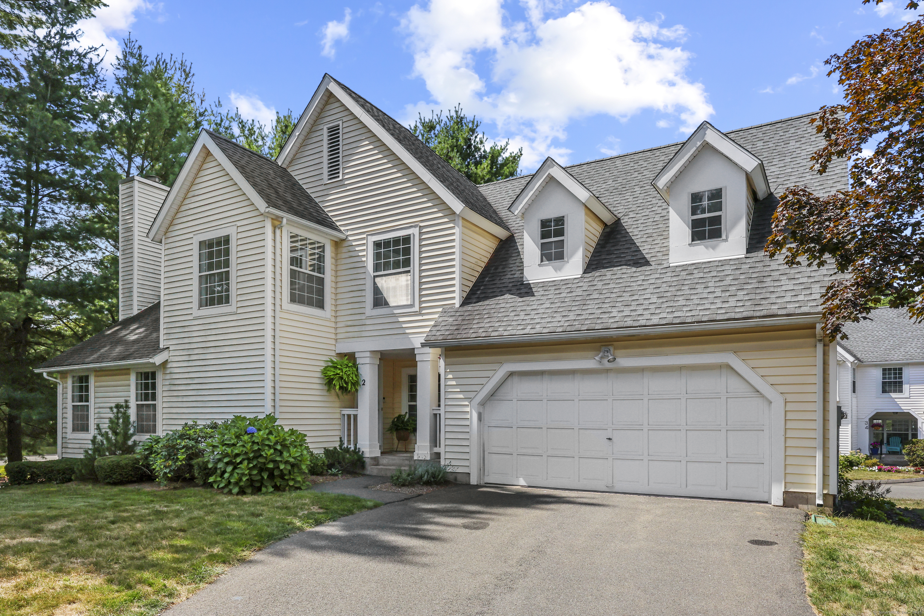 2 Southbridge Court Simsbury CT 06070