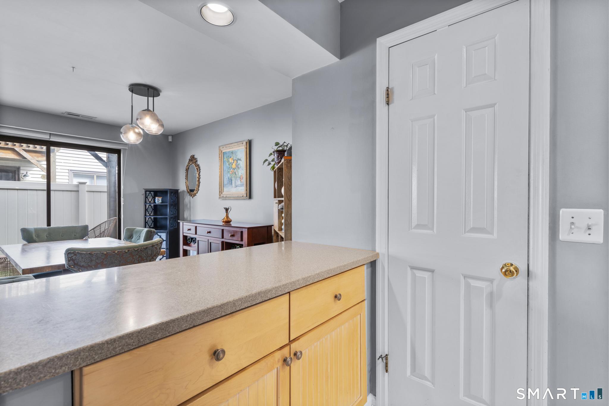 27 Lindstrom Road Stamford CT 06902