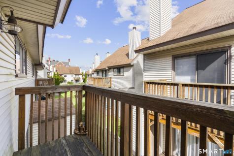 27 Lindstrom Road Stamford CT 06902