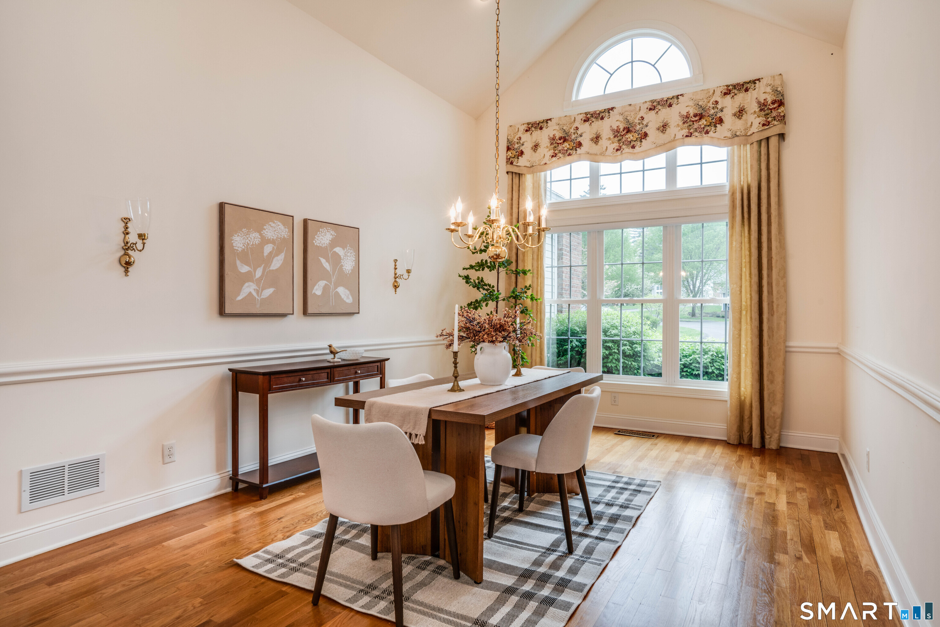 39 Emily Way West Hartford CT 06107