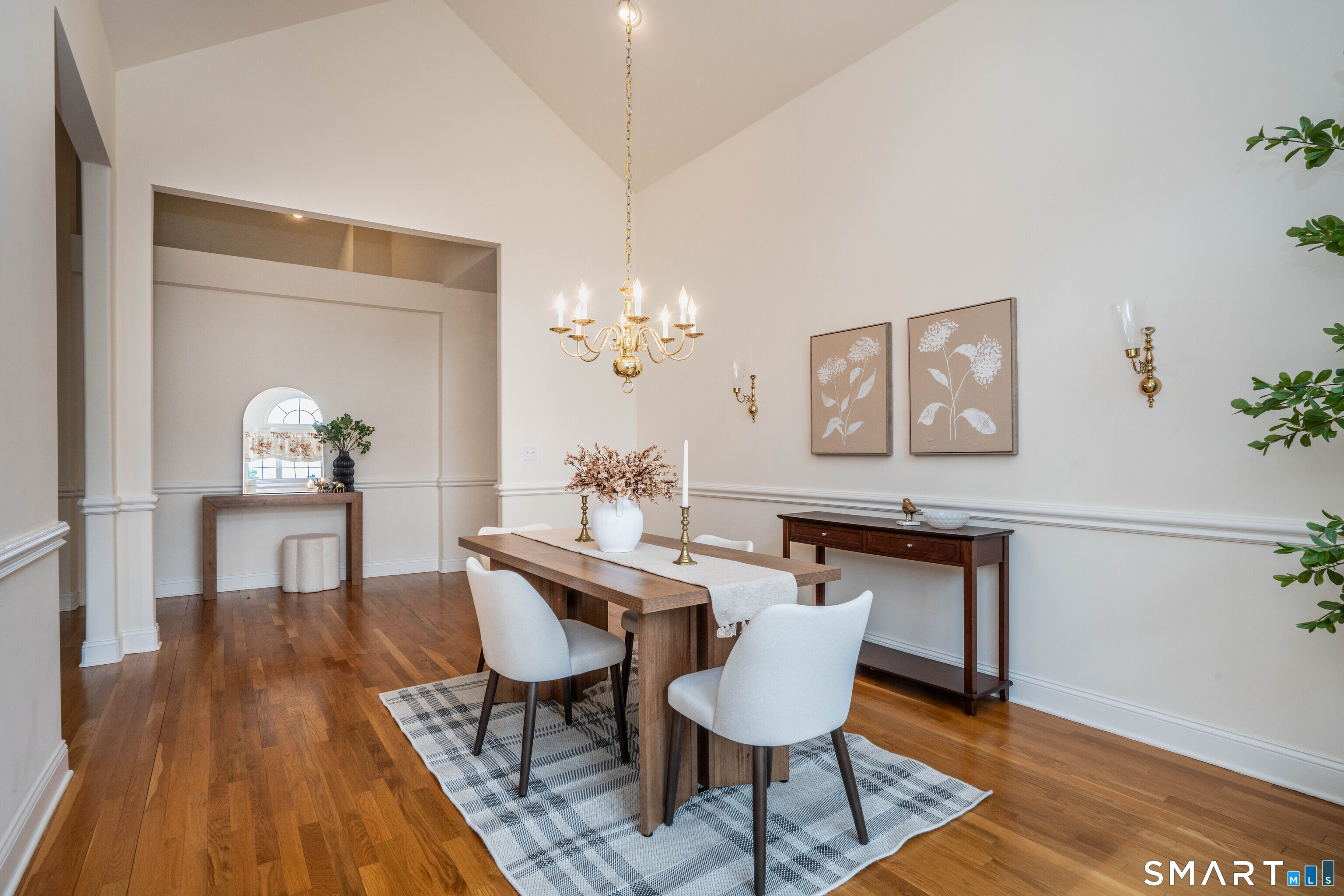 39 Emily Way West Hartford CT 06107
