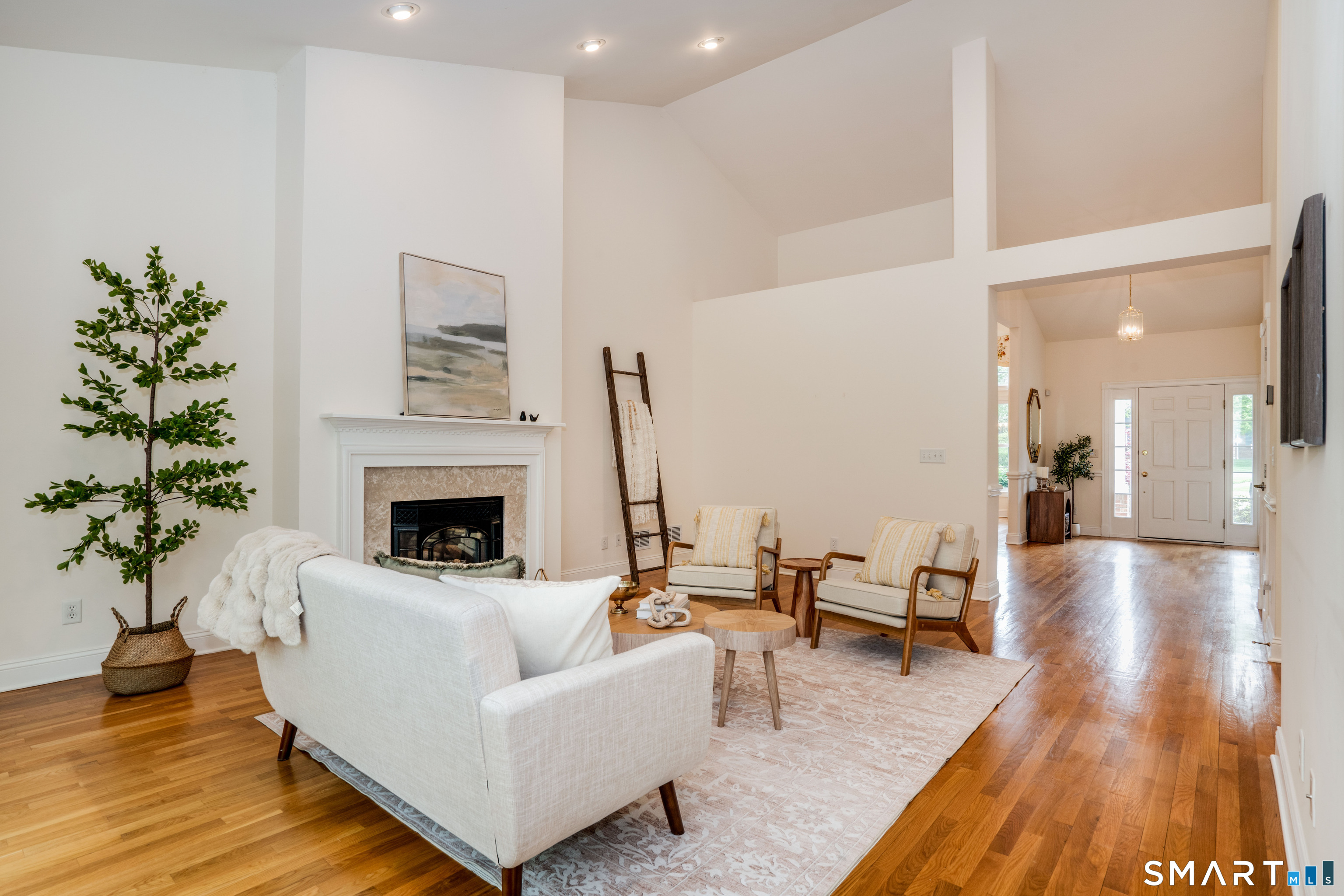 39 Emily Way West Hartford CT 06107