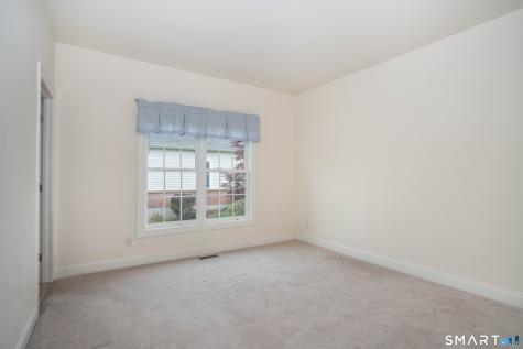 39 Emily Way West Hartford CT 06107