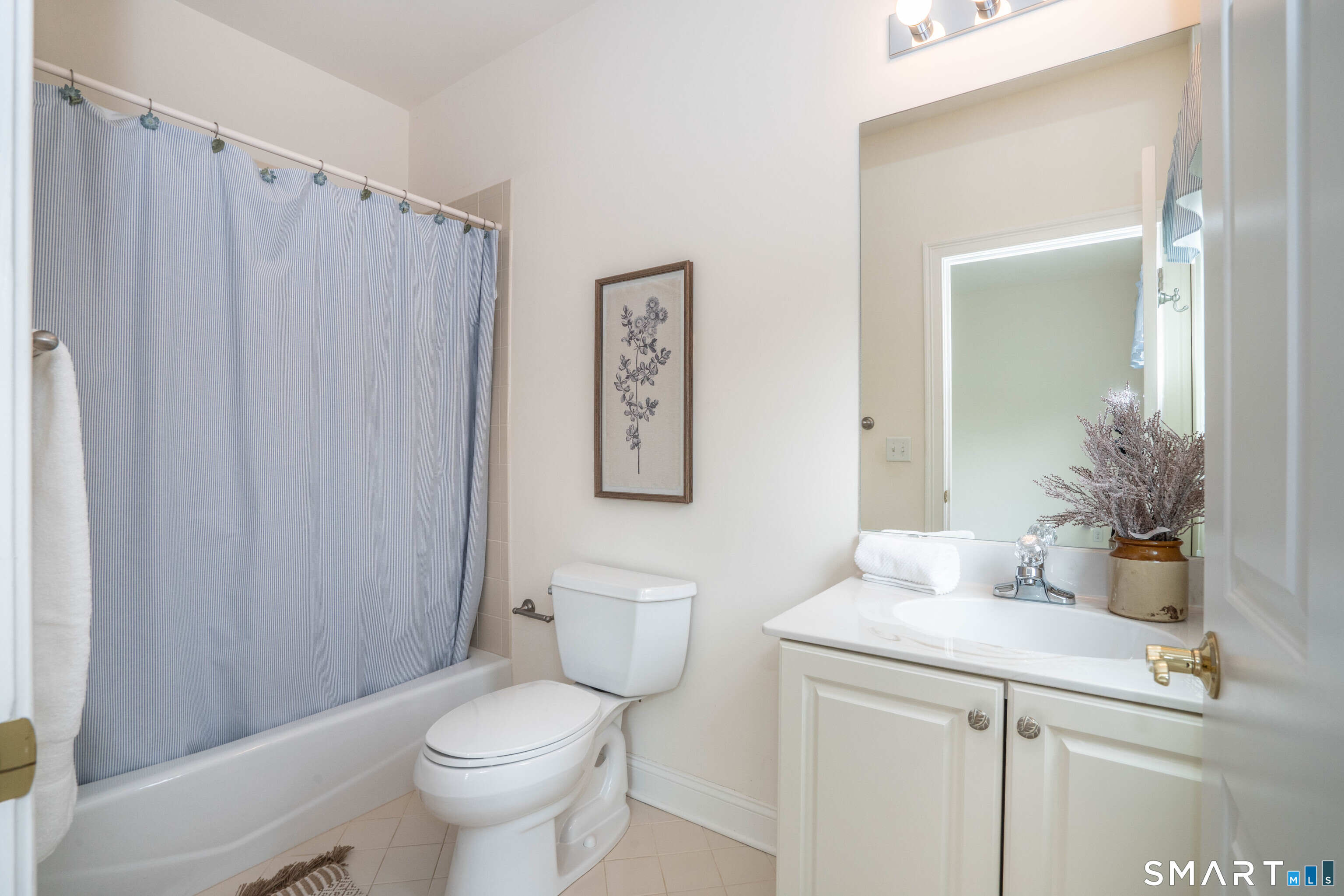 39 Emily Way West Hartford CT 06107