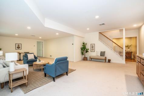 39 Emily Way West Hartford CT 06107
