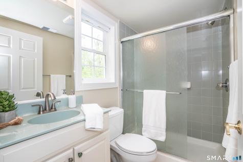 39 Emily Way West Hartford CT 06107