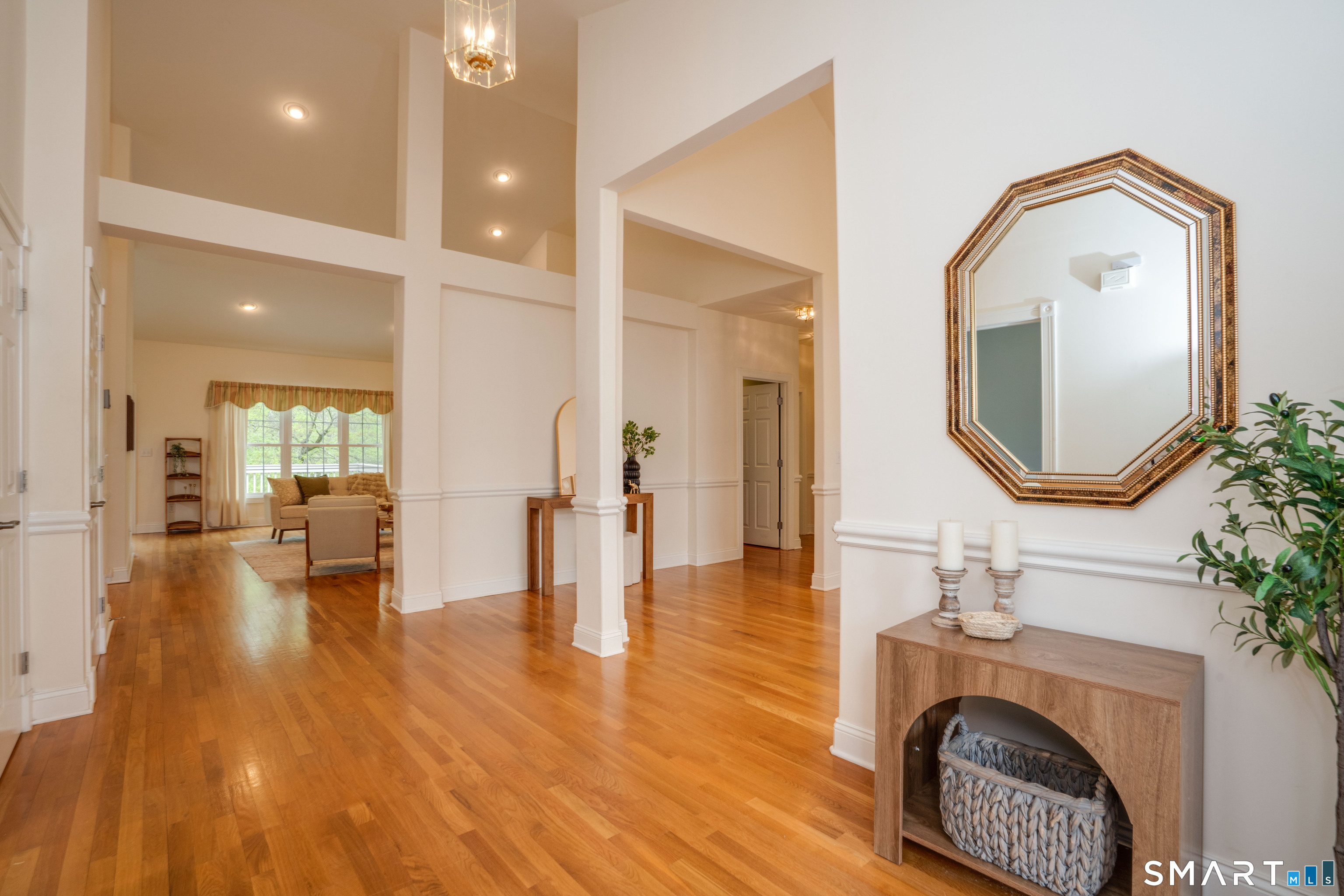 39 Emily Way West Hartford CT 06107