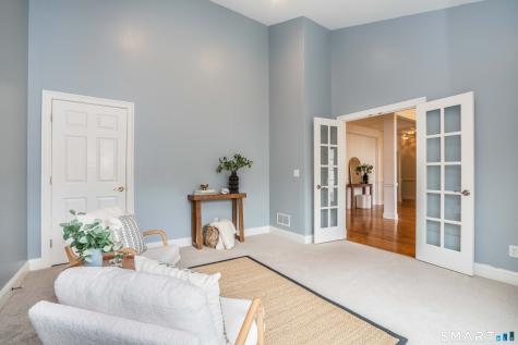 39 Emily Way West Hartford CT 06107