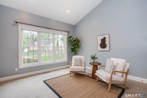 39 Emily Way West Hartford CT 06107