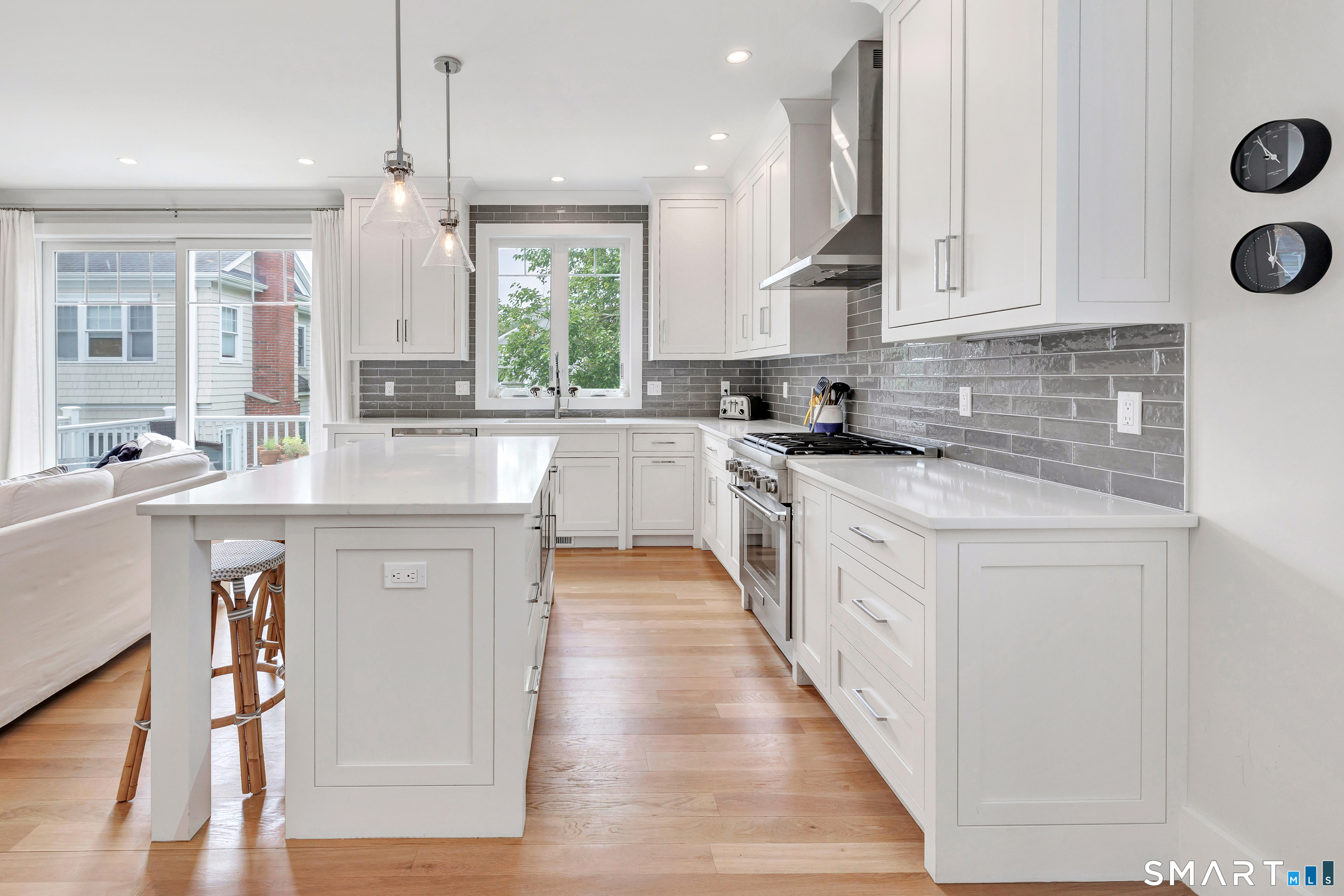 888 Oldfield Road Fairfield CT 06824
