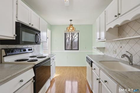 558 Heritage Village Southbury CT 06488
