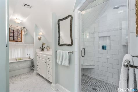 164 Balbrae Drive Bloomfield CT 06002