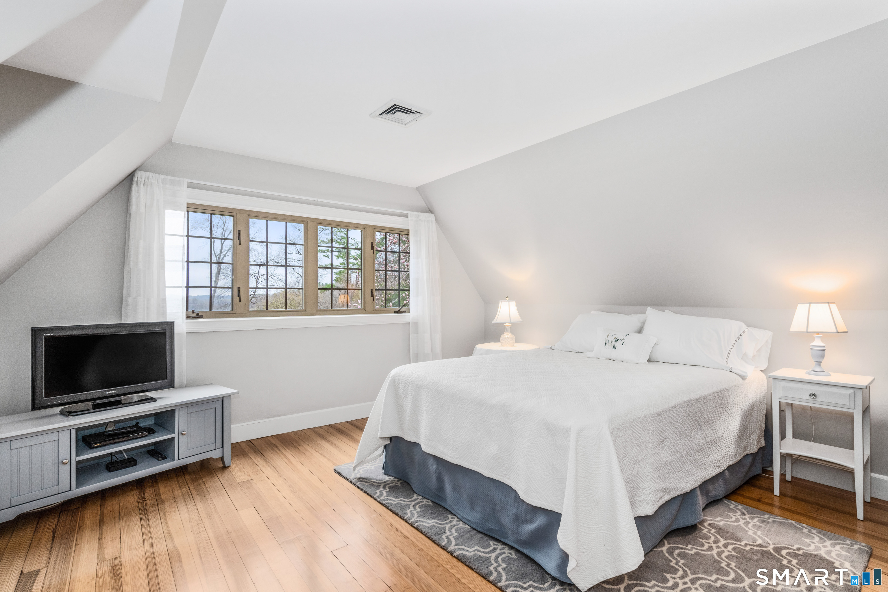 164 Balbrae Drive Bloomfield CT 06002