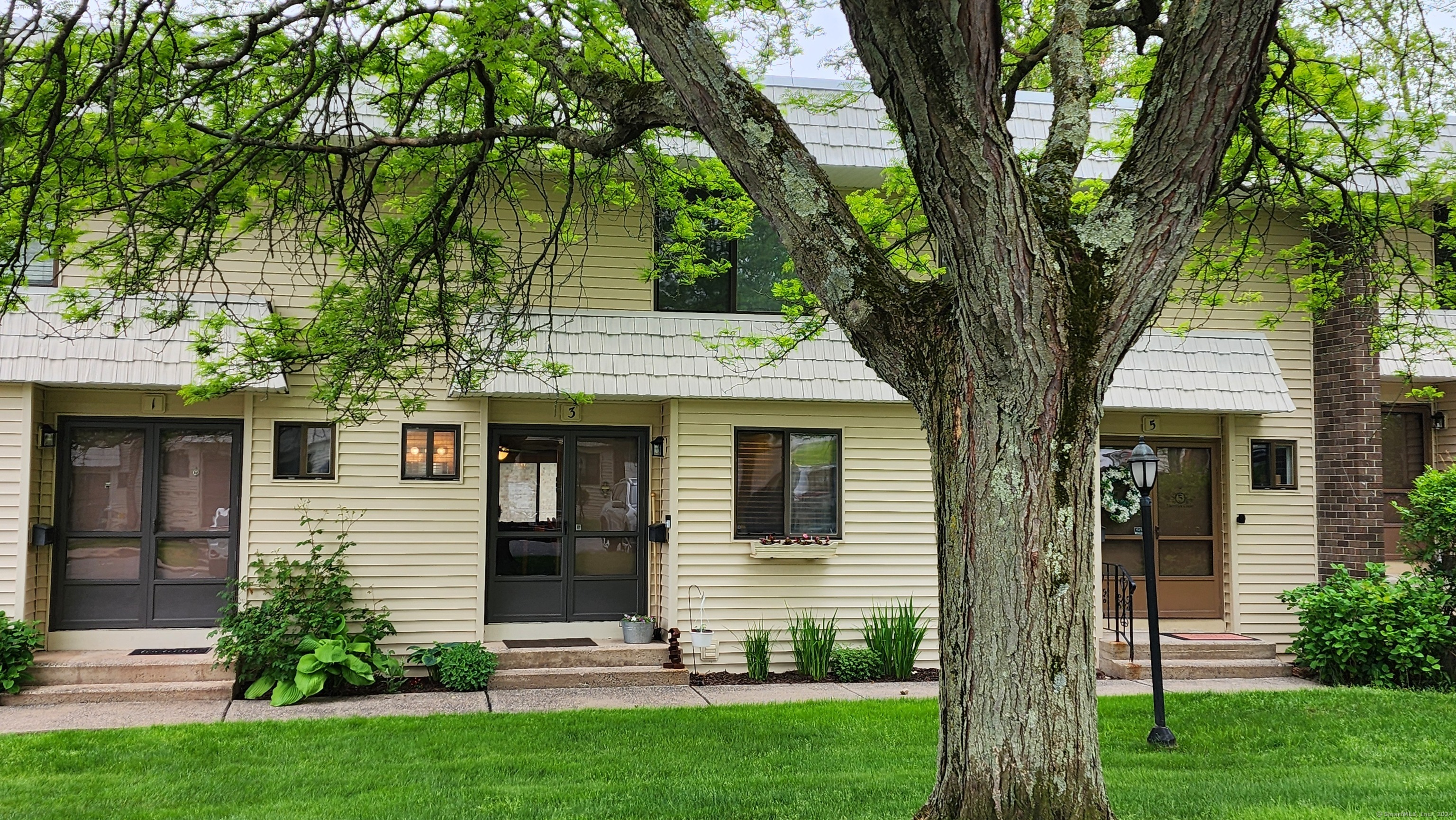 3 Hemlock Court Cromwell CT 06416